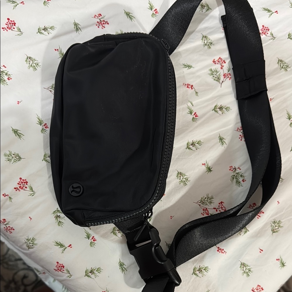 lululemon athletica Black Belt Bag Minimalist Design